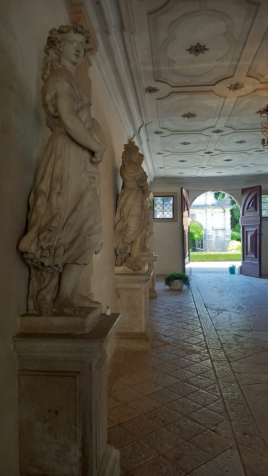 aa46a598-d680-4425-816b-a1437f9e91e1